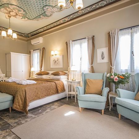 Symi Nautilus Luxury Suites ภายนอก รูปภาพ