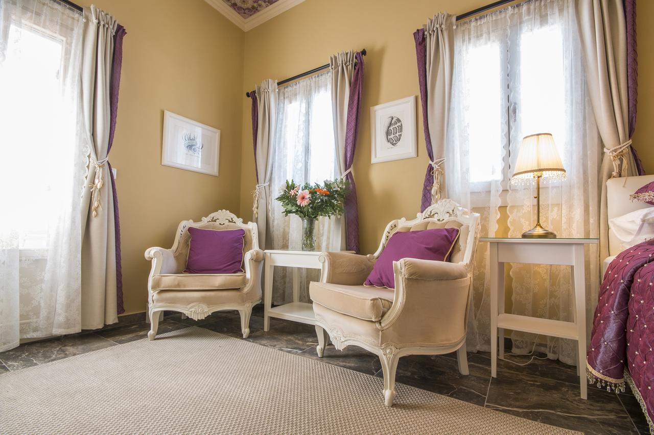 Symi Nautilus Luxury Suites ภายนอก รูปภาพ