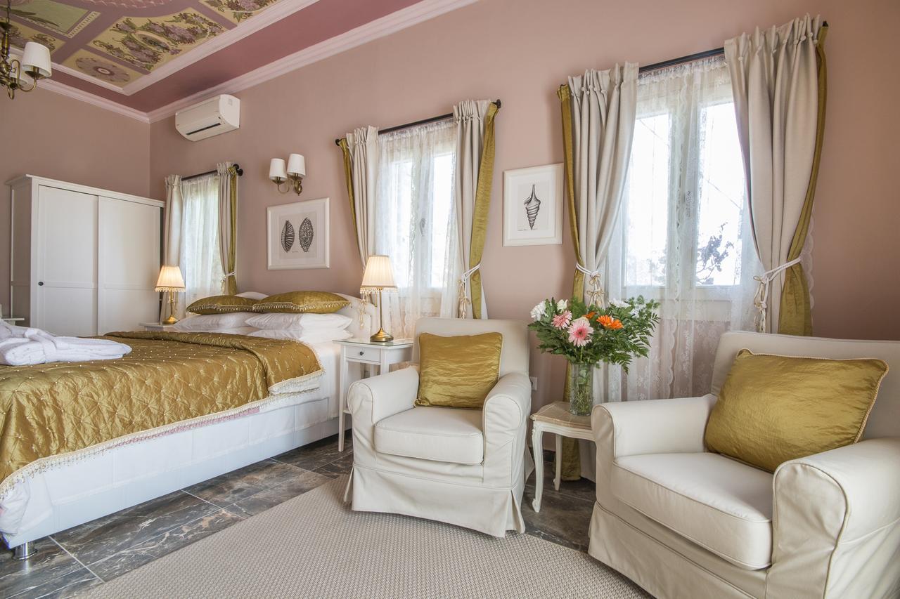 Symi Nautilus Luxury Suites ภายนอก รูปภาพ