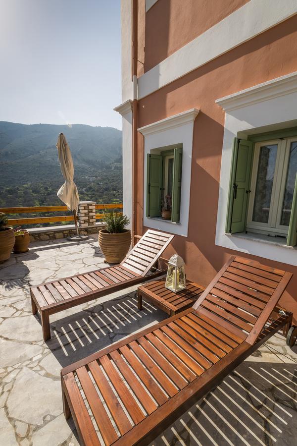 Symi Nautilus Luxury Suites ภายนอก รูปภาพ