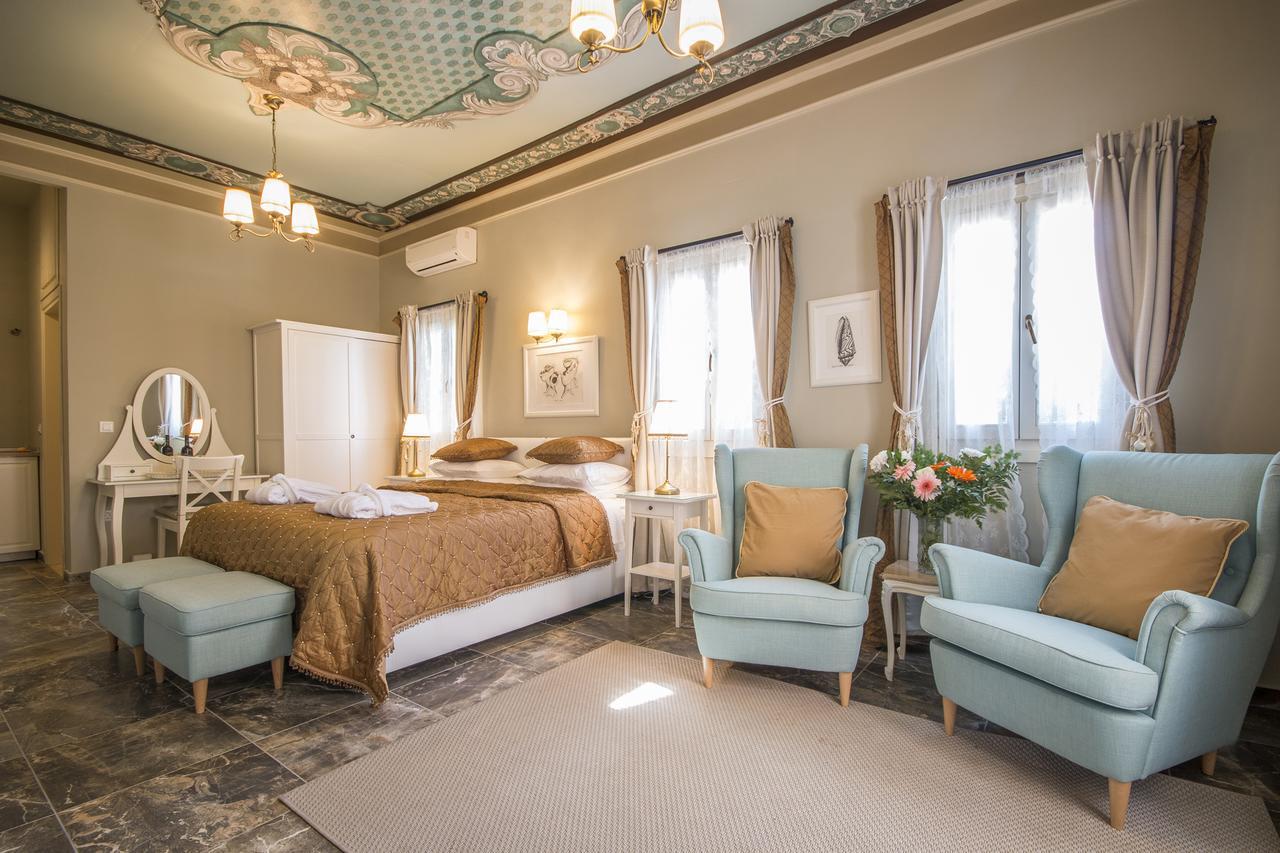 Symi Nautilus Luxury Suites ภายนอก รูปภาพ